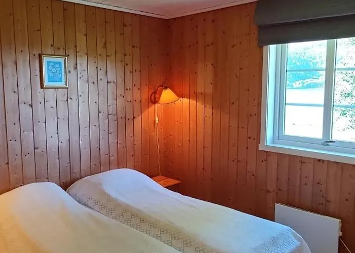 Strandstua Solbakken Ferienhaus *