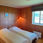 Strandstua Solbakken Nyaraló *
